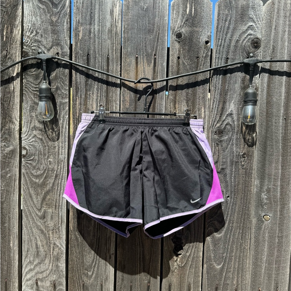 Nike Black and Purple 10K run DriFit women’s midi running shorts size small